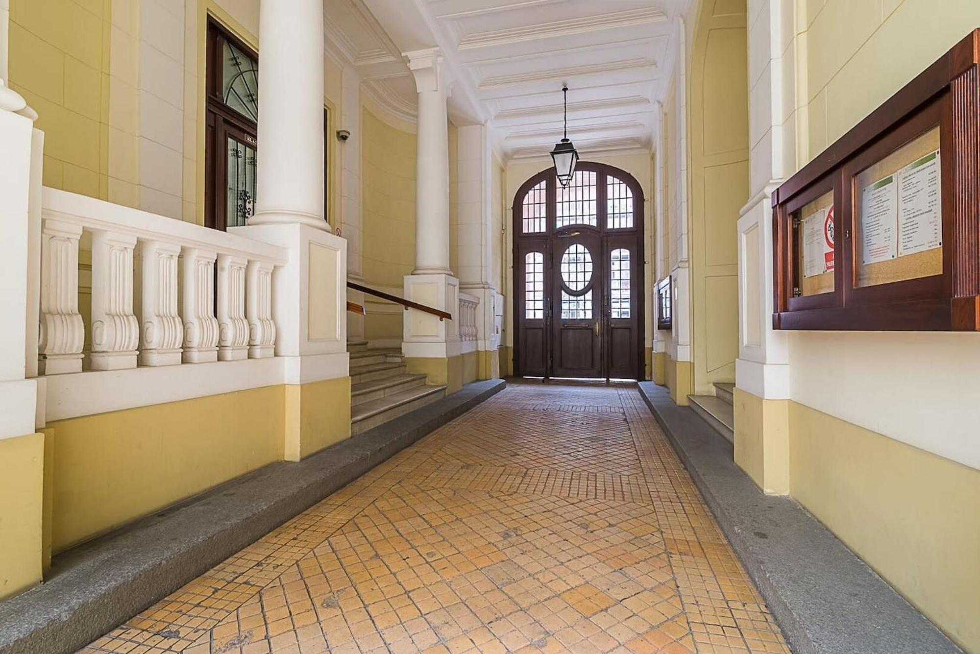 Rent Like Home - Hoza 39 Warsaw Ngoại thất bức ảnh